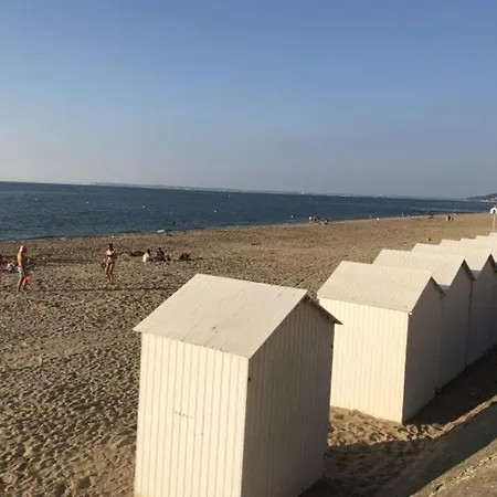 Holiday home Maison De Pecheur Renovee - Cour Close Ensoleillee *