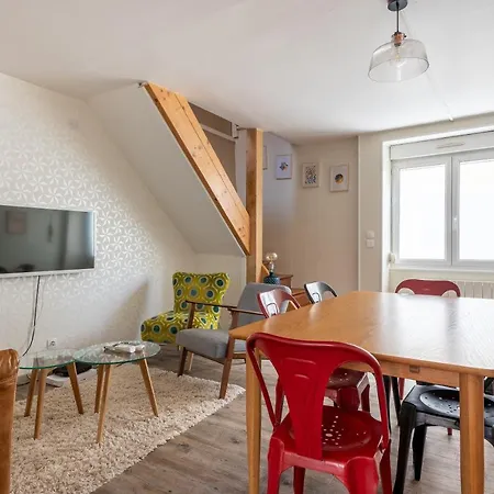Holiday home Maison De Pecheur Renovee - Cour Close Ensoleillee